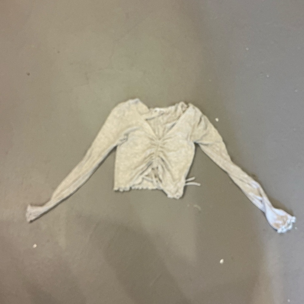 Gray Long Sleeve Crop Top